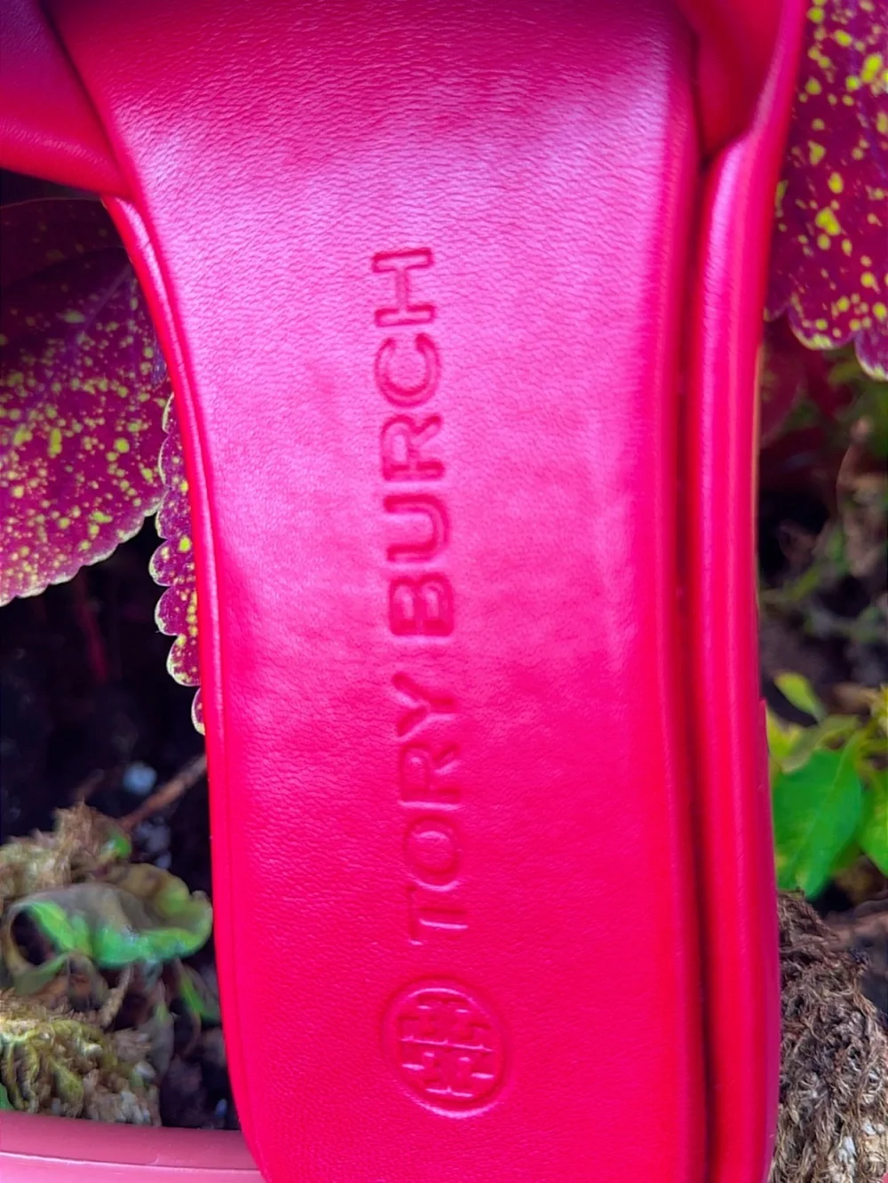 Tory Burch Red Leather Logo Slide Sandals with Contrast Trim